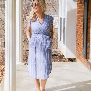 Universal Thread tie-back dress